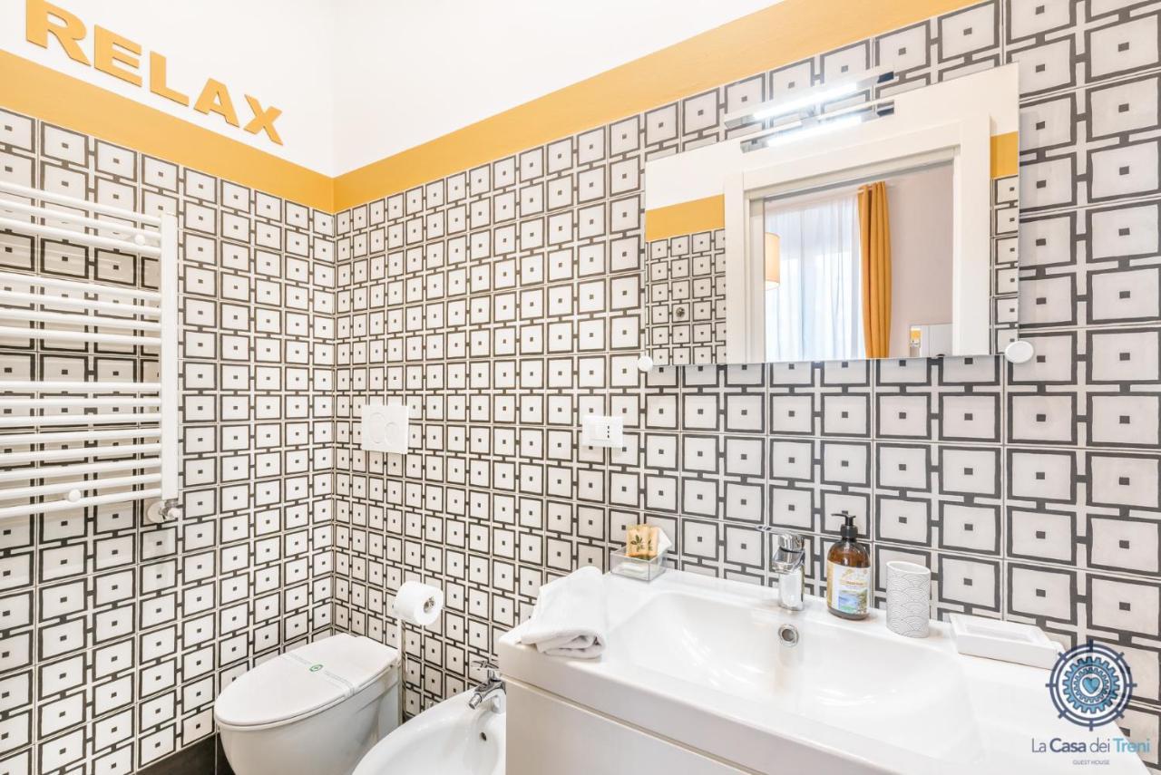 La Casa Dei Treni Affittacamere City Rooms For Travel Lovers La Spezia Exterior foto