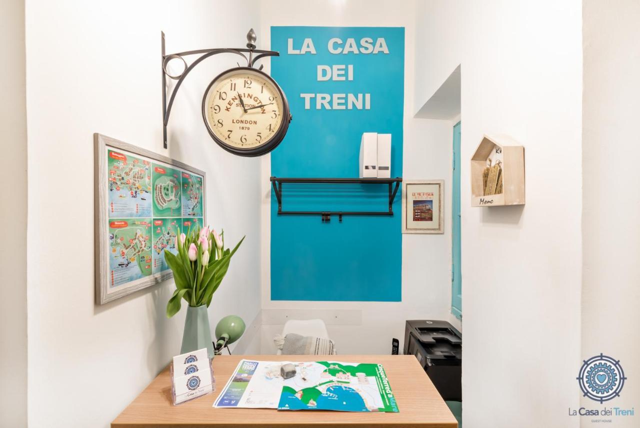 La Casa Dei Treni Affittacamere City Rooms For Travel Lovers La Spezia Exterior foto